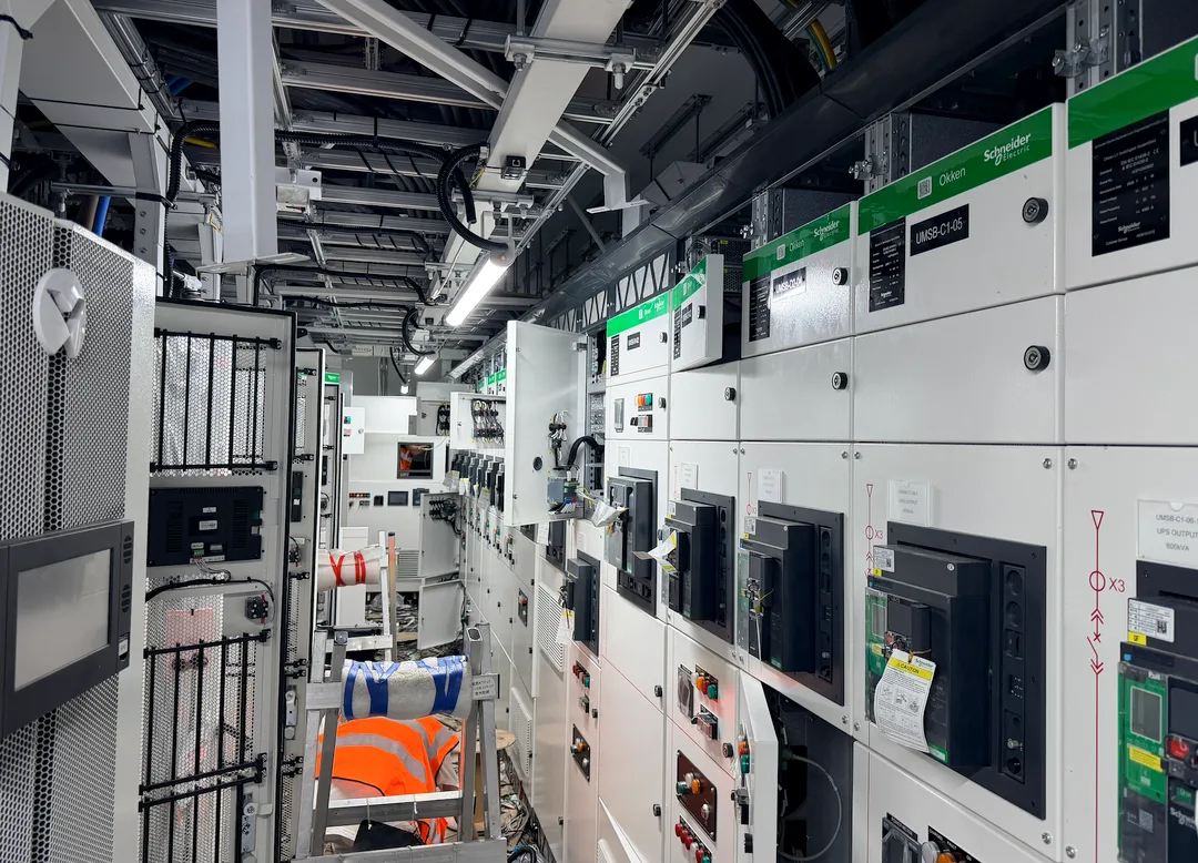 switchgear container for data center